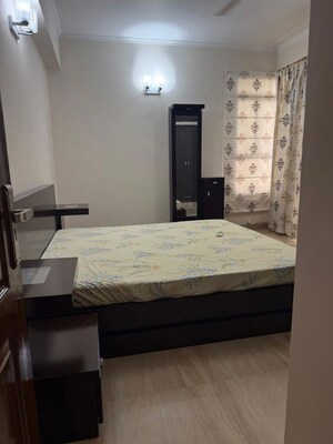Bedroom in 3 BHK Apartment at Vipul Greens, Sector 48 – for Rent