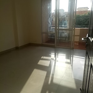 Kitchen in 3 BHK Apartment at Omaxe The Nile, Sector 49 – for Rent