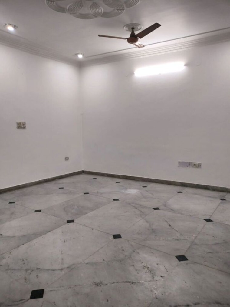 Room, sector 4 1 Bedroom 1242 Sq.Ft. Independent House In Sector 4 Gurgaon 10735898