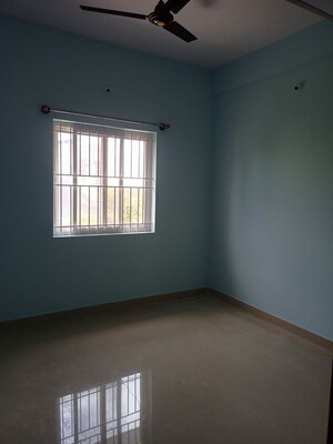Room in 3 BHK Builder Floor at Kodathi – for Rent