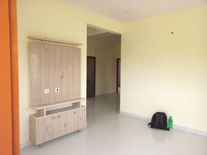 Room in 3 BHK Builder Floor at Kodathi – for Rent