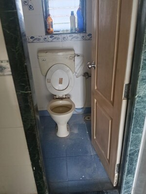 Bathroom in 2 BHK Apartment at Jay Aashiana CHS, Ic Colony – for Rent
