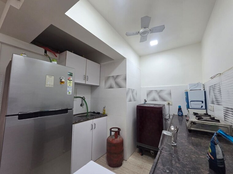 Team Area, summit-apartment 1 RK 350 Sq.Ft. Apartment In Goregaon East Mumbai 10735911