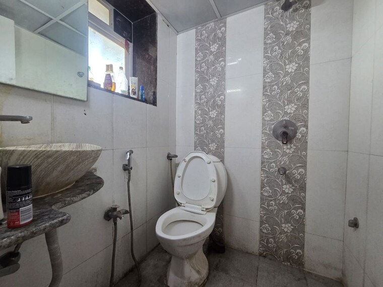 Bathroom, summit-apartment 1 RK 350 Sq.Ft. Apartment In Goregaon East Mumbai 10735911