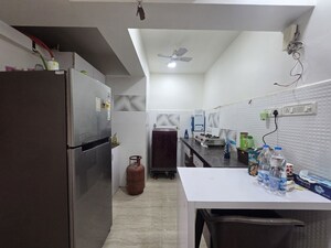 Team Area in Studio Apartment at Summit Apartment, Goregaon East – for Rent