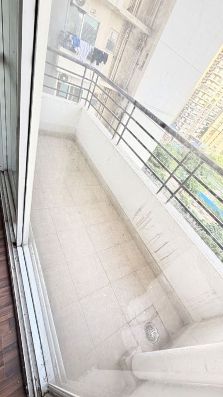 Balcony, amrapali-verona-heights 2 Bedroom 1000 Sq.Ft. Apartment In Tech Zone 4 Greater Noida Greater Noida 10735697