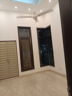 4 BHK +Builder Floor For Rent in New Friends Colony
