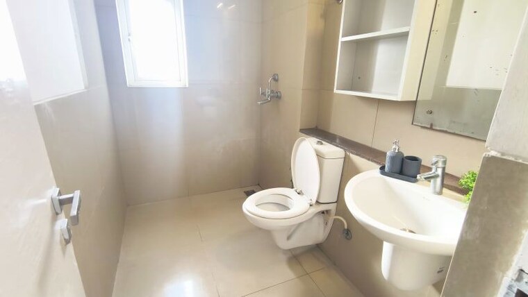 Bathroom, emaar-palm-gardens 3 Bedroom 1900 Sq.Ft. Apartment In Sector 83 Gurgaon 10735982