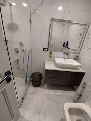 Team Area in 3 BHK Builder Floor at Shivalik Colony – for Rent