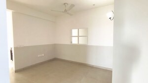 Room in 3 BHK Apartment at Emaar Palm Gardens, Sector 83 – for Sale