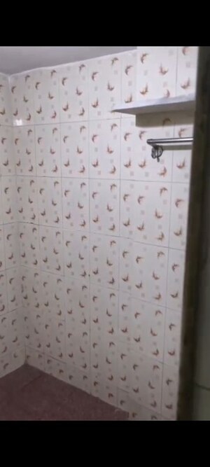 Bathroom in 1 BHK Apartment at Jumbo Darshan, Andheri East – for Rent