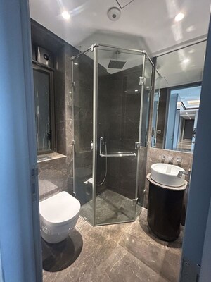 Bathroom in 4 BHK Apartment at Lodha Trump Tower, Worli – for Sale
