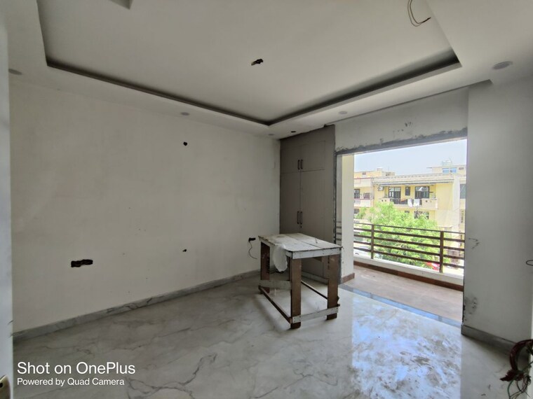  Parking, green fields colony 4 Bedroom 4050 Sq.Ft. Builder Floor In Green Fields Colony Faridabad 10736001