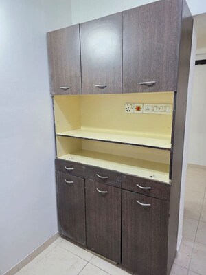 Furnished Amenities in 2 BHK Apartment at Nyati Empire, Kharadi – for Rent