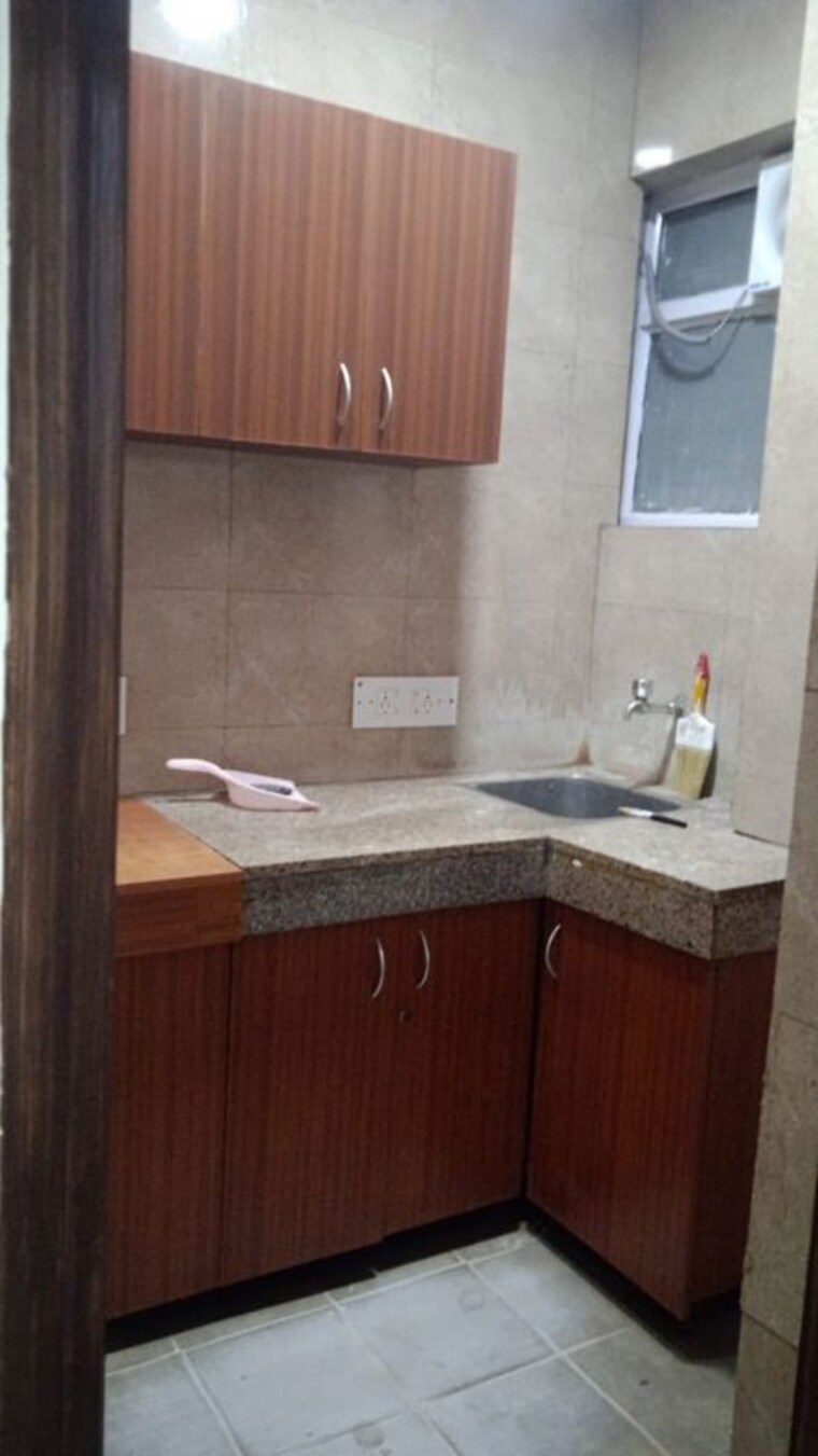 Bathroom, sector 2 Commercial Office Space 3200 Sq.Ft. In Sector 2 Noida 10736012