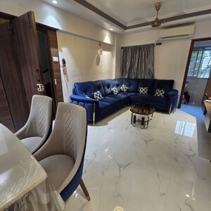 Living Room in 3.5 BHK Apartment at Sindhi Society, Chembur – for Rent