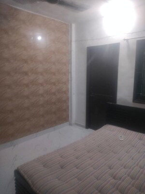 Room in 2 BHK Apartment at Prem Deep Building, Andheri East – for Rent