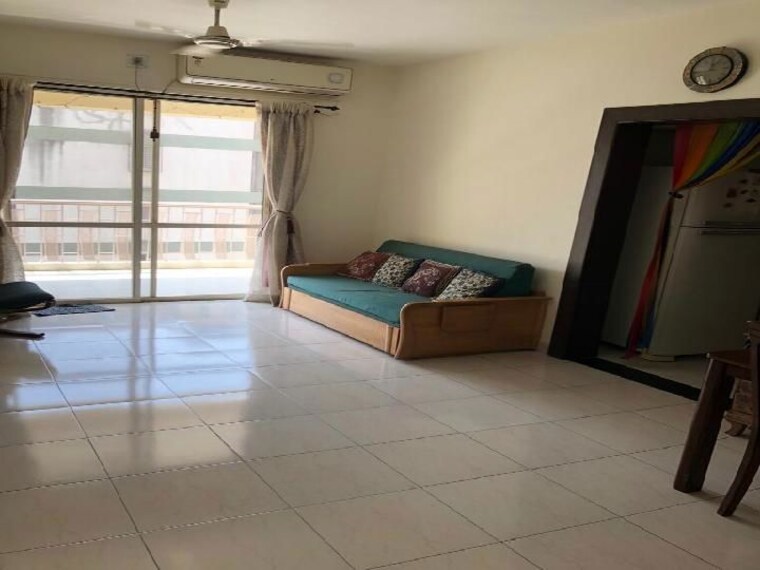 Living Room, kolte-patil-rose-parade 3 Bedroom 3100 Sq.Ft. Apartment In Kondhwa Pune 10736028