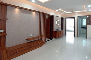 Room in 3 BHK Apartment at Janakpuri – for Sale