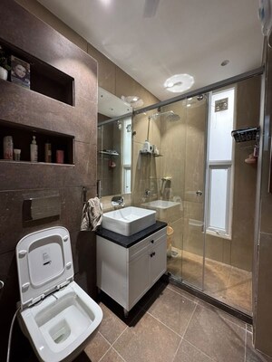 Team Area in 3 BHK Builder Floor at Sector 21 – for Sale