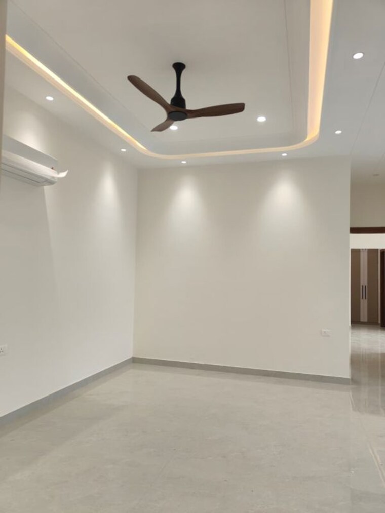 Room, bptp-parkland-pride 3 Bedroom 1103 Sq.Ft. Independent House In Sector 77 Faridabad 10736101