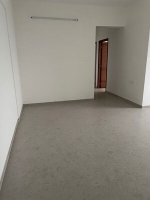 Room in 2 BHK Apartment at Romell Aether, Goregaon East – for Rent