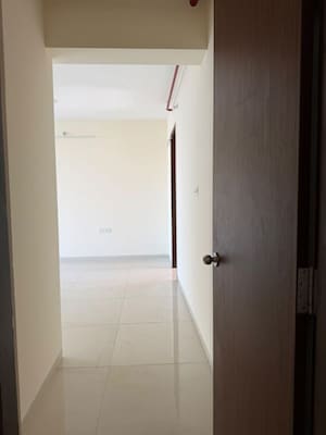 Room in 2 BHK Apartment at Blue Nile CHS, Panch Pakhadi – for Sale