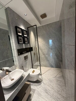 Bathroom in 3 BHK Apartment at Matunga East – for Sale