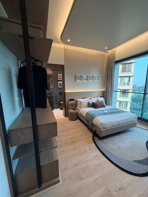 Room in 3 BHK Apartment at Matunga East – for Sale