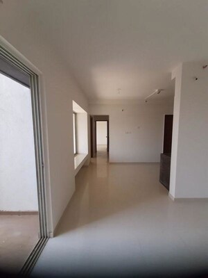 Room in 2 BHK Apartment at Sharada Alliance Paritosh, Balewadi – for Rent