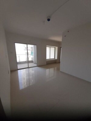 Room in 2 BHK Apartment at Sharada Alliance Paritosh, Balewadi – for Rent