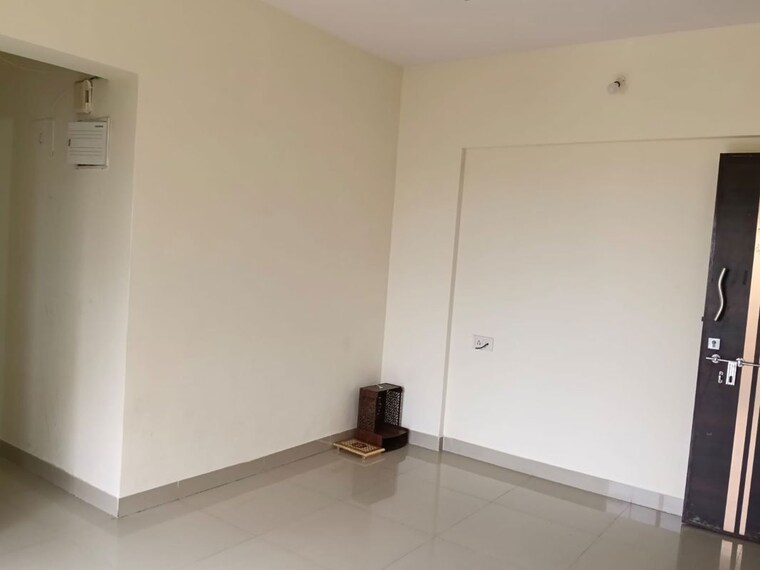 Room, rajaram-sukur-enclave-d-wing 1 Bedroom 405 Sq.Ft. Apartment In Ghodbunder Road Thane 10736177