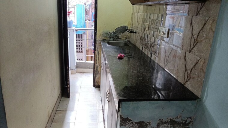 Kitchen, vaishali sector 3 1 Bedroom 350 Sq.Ft. Builder Floor In Vaishali Sector 3 Ghaziabad 10736205