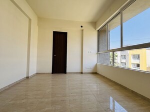 Room in 1 BHK Apartment at Kanakia Greenberg, Akurli – for Sale