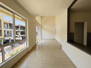 Room in 1 BHK Apartment at Kanakia Greenberg, Akurli – for Sale