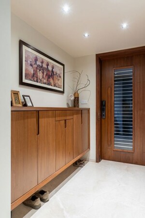 Room in 4 BHK Builder Floor at Janakpuri – for Sale