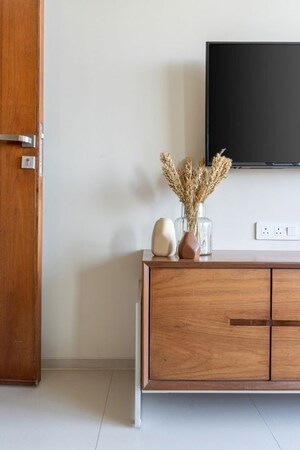 Room in 4 BHK Builder Floor at Janakpuri – for Sale