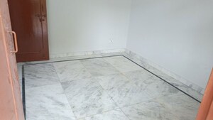 Room in 1 BHK Builder Floor at Vaishali Sector 2 – for Rent