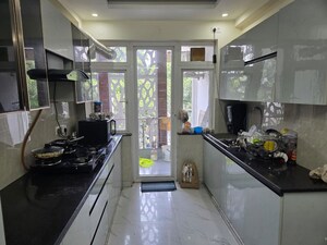 Kitchen in 2 BHK Builder Floor at Sector 67 – for Rent