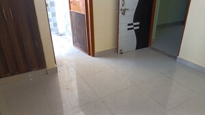 Room in 1 BHK Builder Floor at Vaishali Sector 3 – for Rent