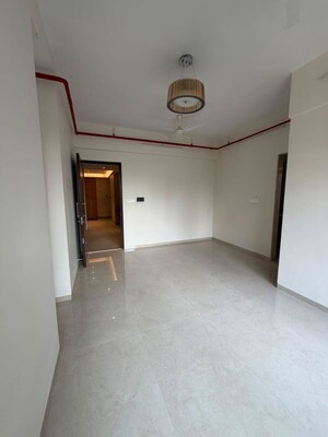 Room in 2 BHK Apartment at Matunga East – for Sale