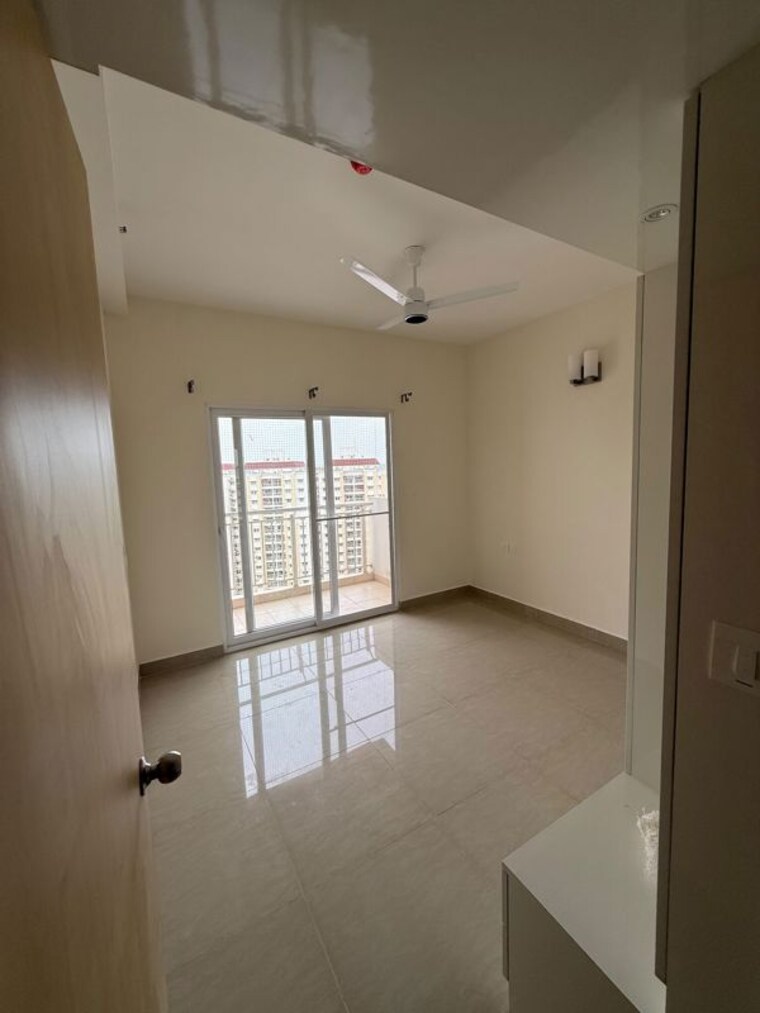 Room, mantri-webcity 2 Bedroom 1010 Sq.Ft. Apartment In Hennur Road Bangalore 10736302