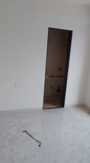 Bedroom in 1 BHK Apartment at Chembur – for Sale