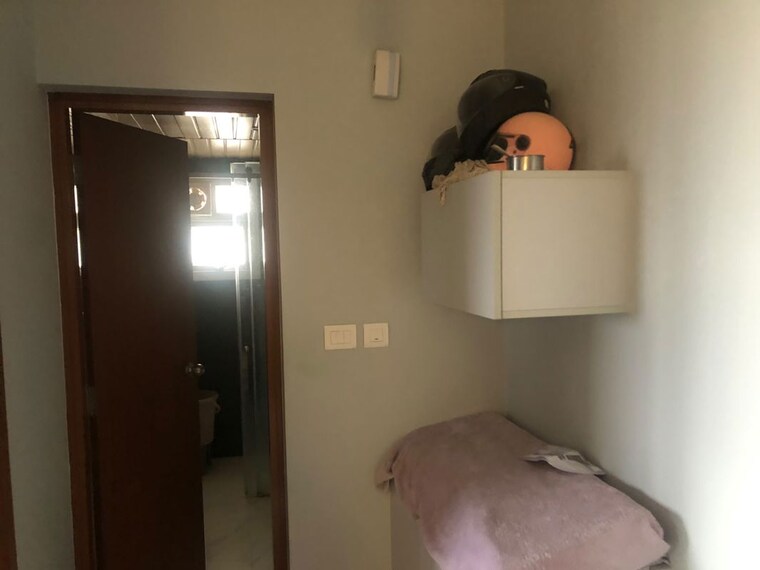 Bathroom, prestige-park-square 2 Bedroom 1130 Sq.Ft. Apartment In Bannerghatta Road Bangalore 10736372
