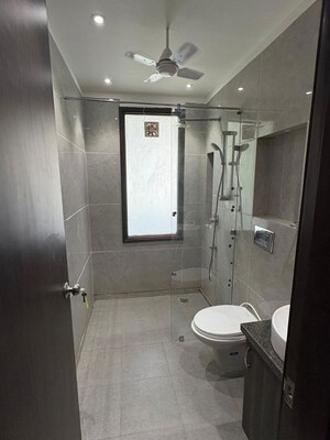 Bathroom in 3 BHK Builder Floor at Sector 43 – for Rent