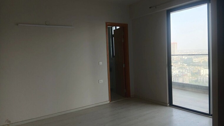 Room, m3m-sky-city 3 Bedroom 2054 Sq.Ft. Apartment In Sector 65 Gurgaon 10736388