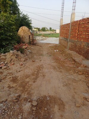  Plot For Sale in Kanwara Village