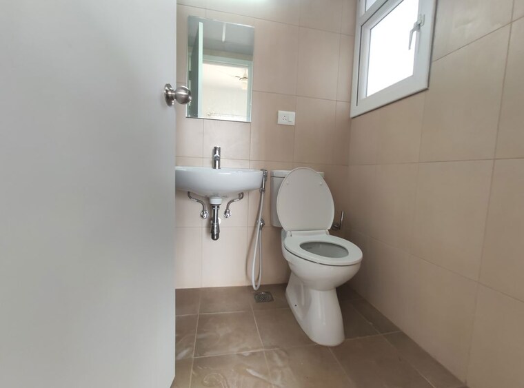 Bathroom, brigade-el-dorado 3 Bedroom 1068 Sq.Ft. Apartment In Bagaluru Bangalore 10736405