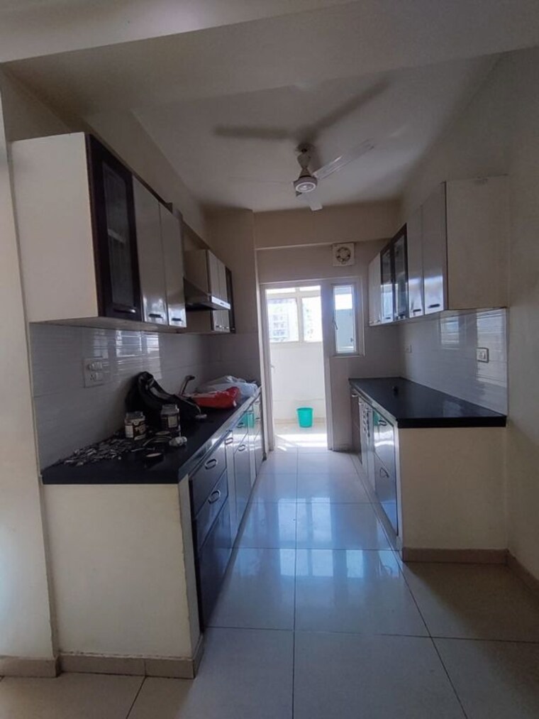 Kitchen, gulshan-vivante 2.5 Bedroom 1220 Sq.Ft. Apartment In Sector 137 Noida 10736499