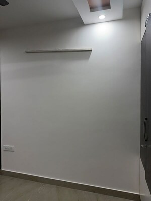 Furnished Amenities in 2 BHK Builder Floor at Subhash Nagar – for Rent